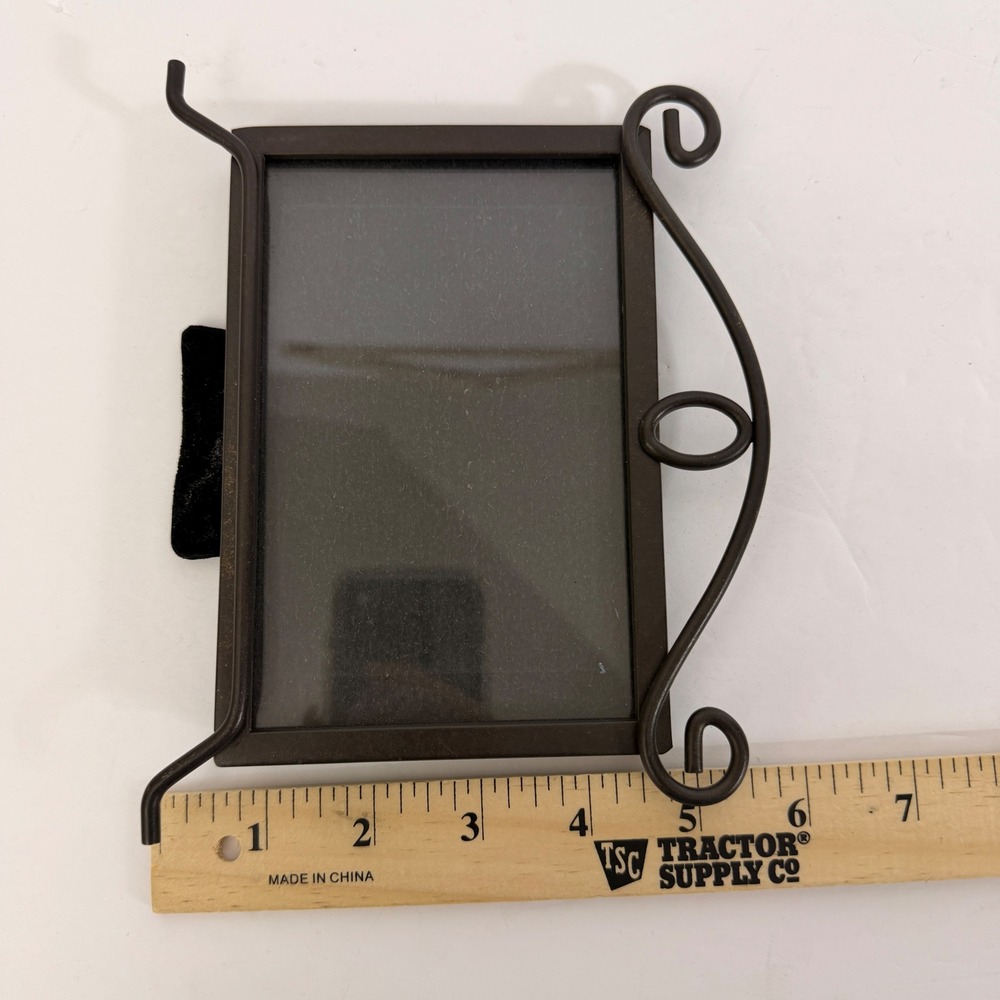 Fetco Home Decor 4x6 Picture Frame Bronze Metal Scroll Tabletop Easel - Picture 6 of 6